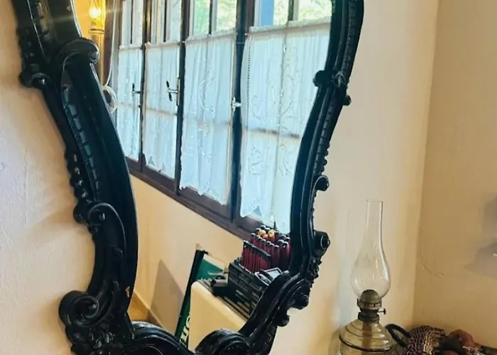 Allotino - Cafe & Snacks Hotel